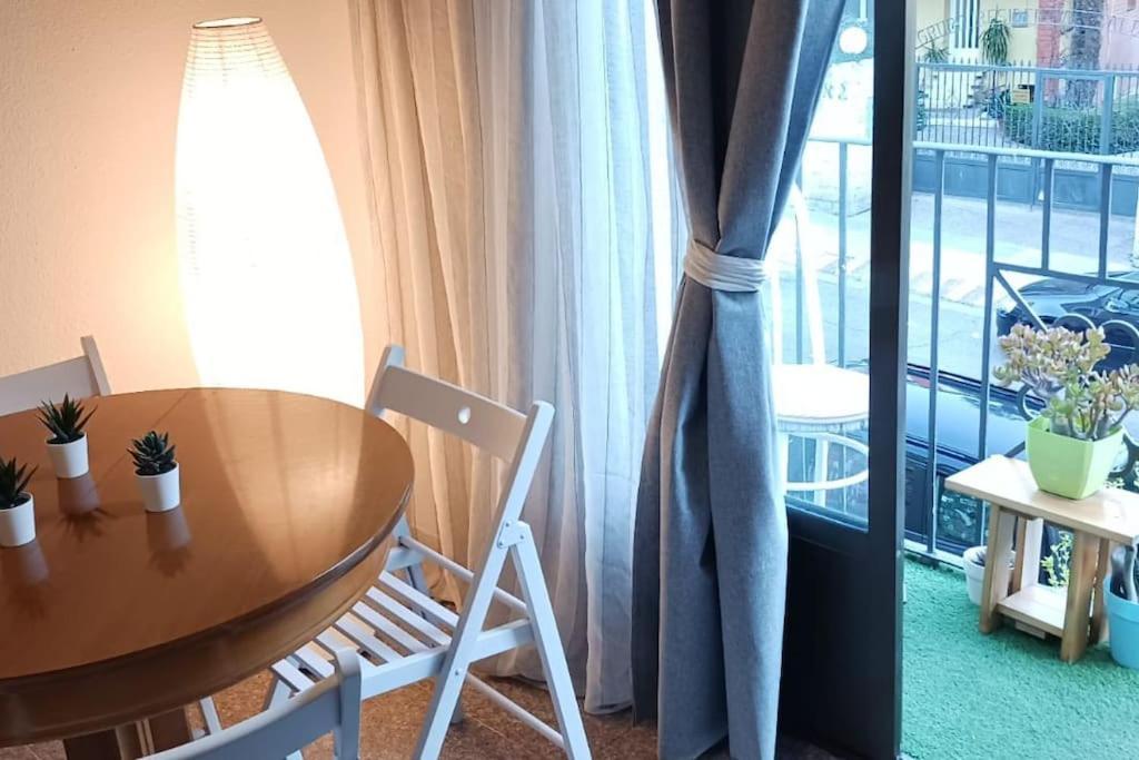 Apartamento Turistico Zaragoza Kültér fotó